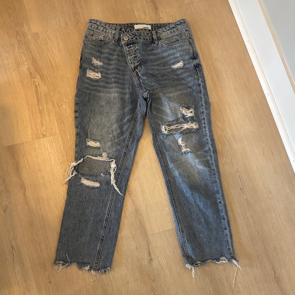 Vervet Distressed Blue Jeans